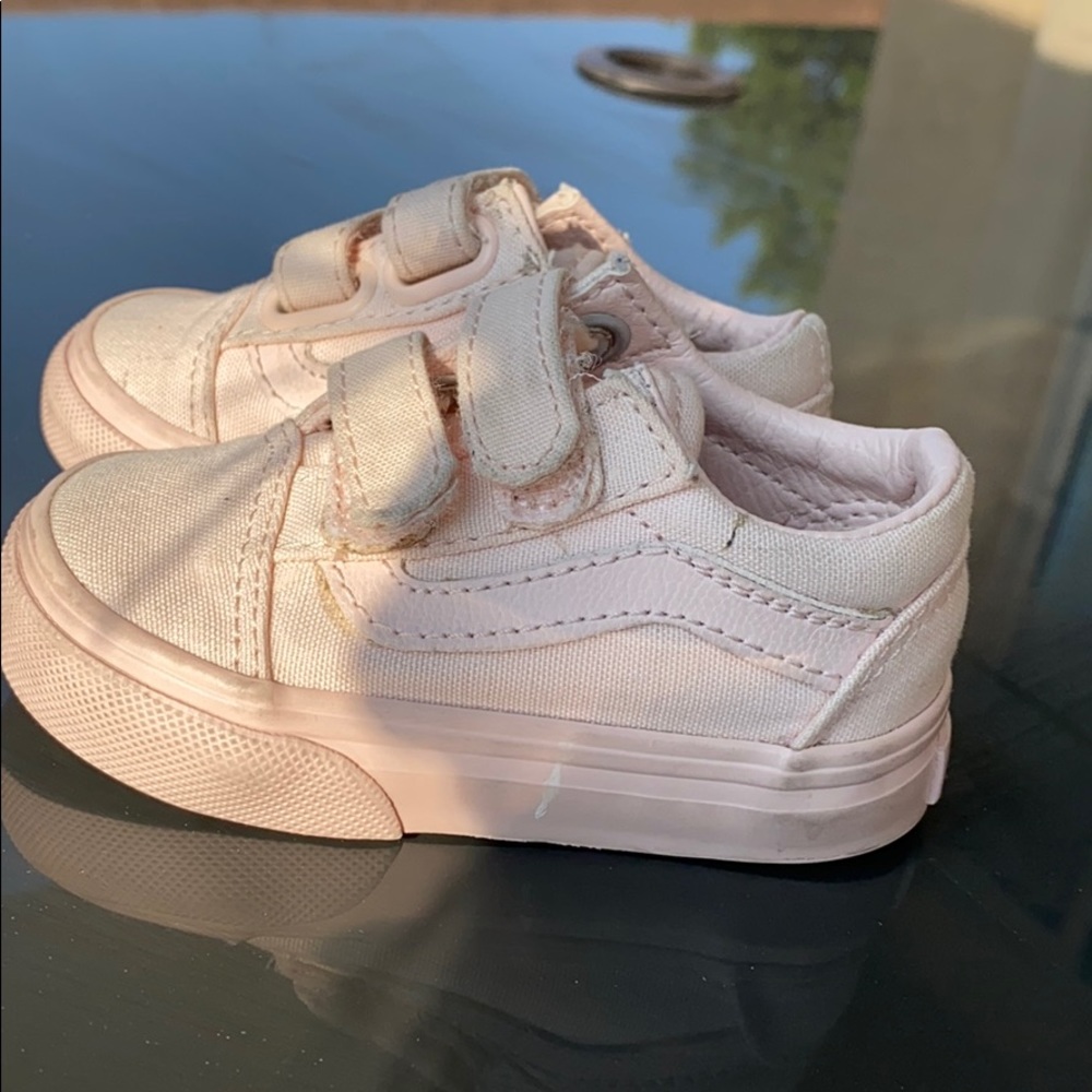 Toddler pink vans